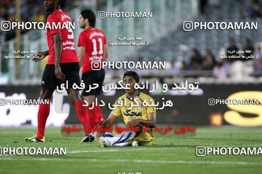 1189916, Tehran, Iran, لیگ برتر فوتبال ایران، Persian Gulf Cup، Week 31، Second Leg، Naft Tehran 1 v 5 Persepolis on 2011/04/24 at Azadi Stadium