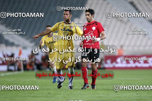 1189782, Tehran, Iran, لیگ برتر فوتبال ایران، Persian Gulf Cup، Week 31، Second Leg، Naft Tehran 1 v 5 Persepolis on 2011/04/24 at Azadi Stadium