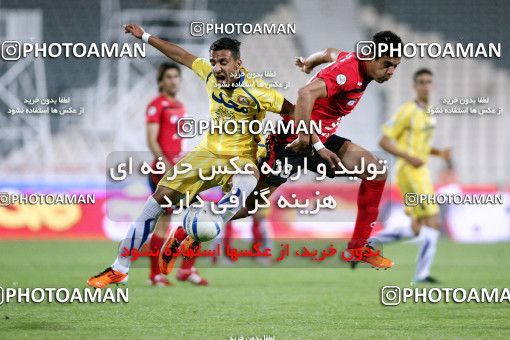 1189839, Tehran, Iran, لیگ برتر فوتبال ایران، Persian Gulf Cup، Week 31، Second Leg، Naft Tehran 1 v 5 Persepolis on 2011/04/24 at Azadi Stadium