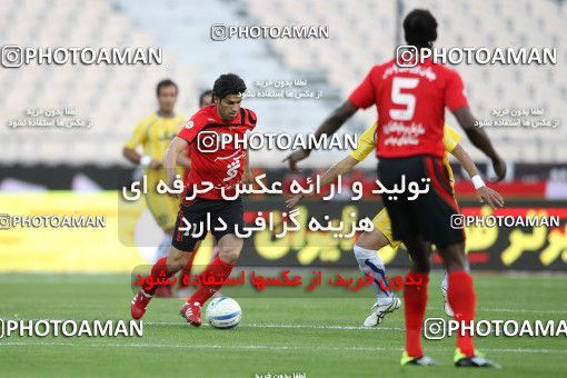 1189930, Tehran, Iran, لیگ برتر فوتبال ایران، Persian Gulf Cup، Week 31، Second Leg، Naft Tehran 1 v 5 Persepolis on 2011/04/24 at Azadi Stadium