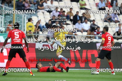 1190107, Tehran, Iran, لیگ برتر فوتبال ایران، Persian Gulf Cup، Week 31، Second Leg، Naft Tehran 1 v 5 Persepolis on 2011/04/24 at Azadi Stadium