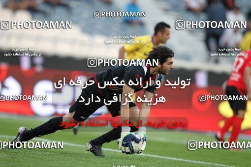 1190101, Tehran, Iran, لیگ برتر فوتبال ایران، Persian Gulf Cup، Week 31، Second Leg، Naft Tehran 1 v 5 Persepolis on 2011/04/24 at Azadi Stadium