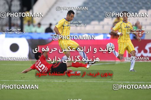 1190067, Tehran, Iran, لیگ برتر فوتبال ایران، Persian Gulf Cup، Week 31، Second Leg، Naft Tehran 1 v 5 Persepolis on 2011/04/24 at Azadi Stadium