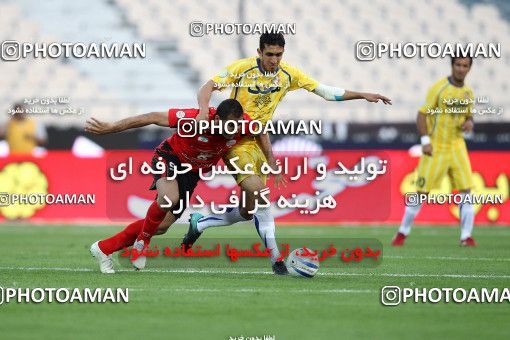 1190126, Tehran, Iran, لیگ برتر فوتبال ایران، Persian Gulf Cup، Week 31، Second Leg، Naft Tehran 1 v 5 Persepolis on 2011/04/24 at Azadi Stadium