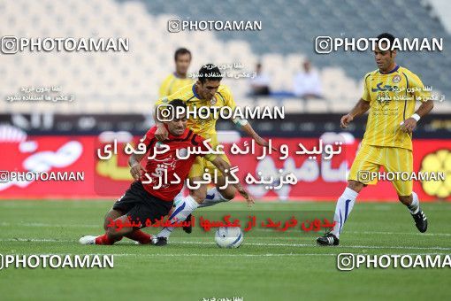 1190006, Tehran, Iran, لیگ برتر فوتبال ایران، Persian Gulf Cup، Week 31، Second Leg، Naft Tehran 1 v 5 Persepolis on 2011/04/24 at Azadi Stadium