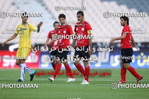 1190109, Tehran, Iran, لیگ برتر فوتبال ایران، Persian Gulf Cup، Week 31، Second Leg، Naft Tehran 1 v 5 Persepolis on 2011/04/24 at Azadi Stadium