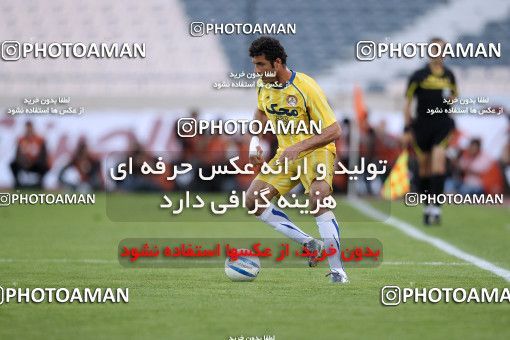 1190211, Tehran, Iran, لیگ برتر فوتبال ایران، Persian Gulf Cup، Week 31، Second Leg، Naft Tehran 1 v 5 Persepolis on 2011/04/24 at Azadi Stadium