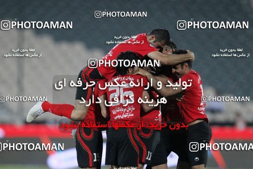 1190182, Tehran, Iran, لیگ برتر فوتبال ایران، Persian Gulf Cup، Week 31، Second Leg، Naft Tehran 1 v 5 Persepolis on 2011/04/24 at Azadi Stadium