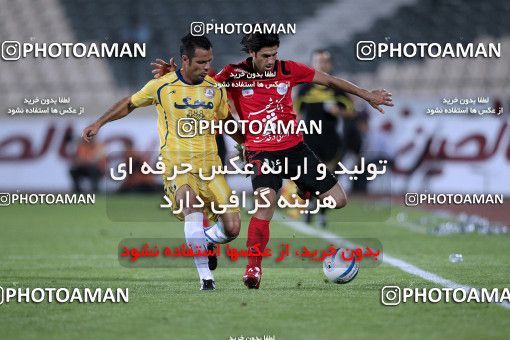 1190104, Tehran, Iran, لیگ برتر فوتبال ایران، Persian Gulf Cup، Week 31، Second Leg، Naft Tehran 1 v 5 Persepolis on 2011/04/24 at Azadi Stadium