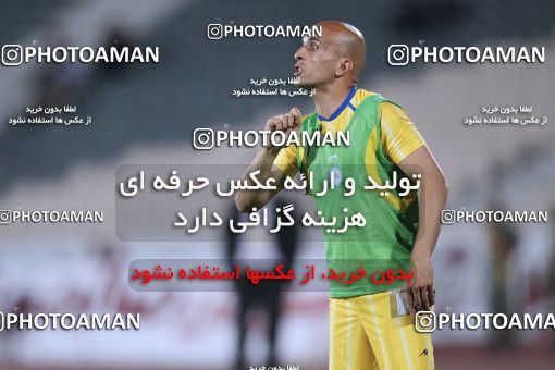 1190293, Tehran, Iran, لیگ برتر فوتبال ایران، Persian Gulf Cup، Week 31، Second Leg، Naft Tehran 1 v 5 Persepolis on 2011/04/24 at Azadi Stadium