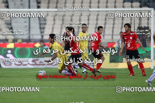 1189987, Tehran, Iran, لیگ برتر فوتبال ایران، Persian Gulf Cup، Week 31، Second Leg، Naft Tehran 1 v 5 Persepolis on 2011/04/24 at Azadi Stadium