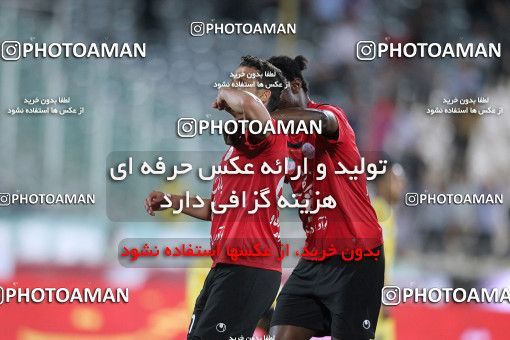 1190012, Tehran, Iran, لیگ برتر فوتبال ایران، Persian Gulf Cup، Week 31، Second Leg، Naft Tehran 1 v 5 Persepolis on 2011/04/24 at Azadi Stadium