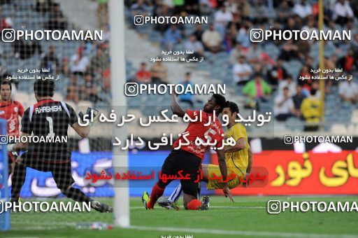 1189143, Tehran, Iran, لیگ برتر فوتبال ایران، Persian Gulf Cup، Week 31، Second Leg، Naft Tehran 1 v 5 Persepolis on 2011/04/24 at Azadi Stadium