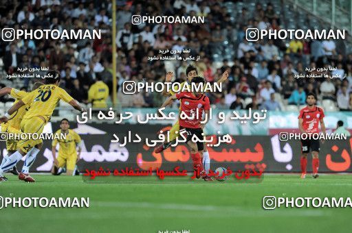 1189164, Tehran, Iran, لیگ برتر فوتبال ایران، Persian Gulf Cup، Week 31، Second Leg، Naft Tehran 1 v 5 Persepolis on 2011/04/24 at Azadi Stadium