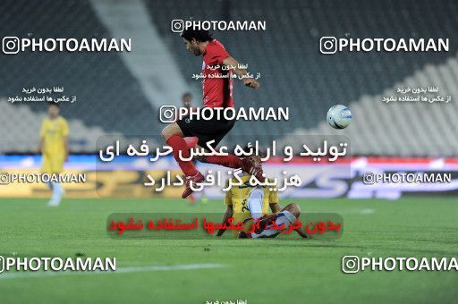 1189147, Tehran, Iran, لیگ برتر فوتبال ایران، Persian Gulf Cup، Week 31، Second Leg، Naft Tehran 1 v 5 Persepolis on 2011/04/24 at Azadi Stadium