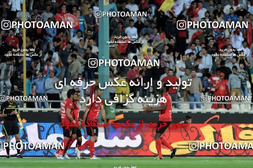1189150, Tehran, Iran, لیگ برتر فوتبال ایران، Persian Gulf Cup، Week 31، Second Leg، Naft Tehran 1 v 5 Persepolis on 2011/04/24 at Azadi Stadium
