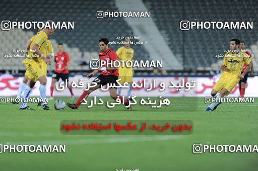 1189140, Tehran, Iran, لیگ برتر فوتبال ایران، Persian Gulf Cup، Week 31، Second Leg، Naft Tehran 1 v 5 Persepolis on 2011/04/24 at Azadi Stadium