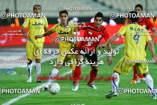 1189457, Tehran, Iran, لیگ برتر فوتبال ایران، Persian Gulf Cup، Week 31، Second Leg، Naft Tehran 1 v 5 Persepolis on 2011/04/24 at Azadi Stadium