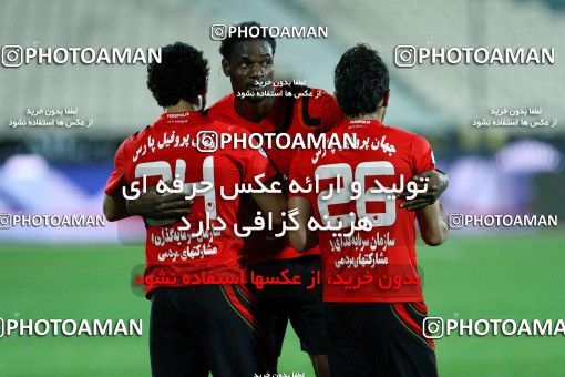 1189448, Tehran, Iran, لیگ برتر فوتبال ایران، Persian Gulf Cup، Week 31، Second Leg، Naft Tehran 1 v 5 Persepolis on 2011/04/24 at Azadi Stadium
