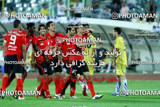 1189493, Tehran, Iran, لیگ برتر فوتبال ایران، Persian Gulf Cup، Week 31، Second Leg، Naft Tehran 1 v 5 Persepolis on 2011/04/24 at Azadi Stadium