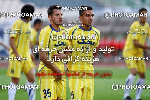 1189460, Tehran, Iran, لیگ برتر فوتبال ایران، Persian Gulf Cup، Week 31، Second Leg، Naft Tehran 1 v 5 Persepolis on 2011/04/24 at Azadi Stadium