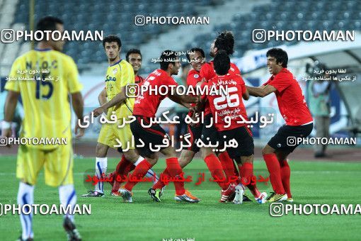 1189475, Tehran, Iran, لیگ برتر فوتبال ایران، Persian Gulf Cup، Week 31، Second Leg، Naft Tehran 1 v 5 Persepolis on 2011/04/24 at Azadi Stadium
