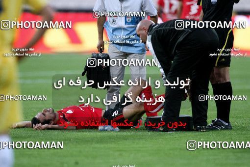 1189077, Tehran, Iran, لیگ برتر فوتبال ایران، Persian Gulf Cup، Week 31، Second Leg، Naft Tehran 1 v 5 Persepolis on 2011/04/24 at Azadi Stadium