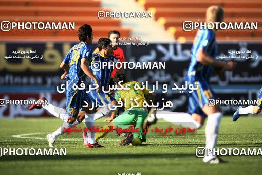 1191855, Tehran, [*parameter:4*], لیگ برتر فوتبال ایران، Persian Gulf Cup، Week 32، Second Leg، Rah Ahan 1 v 0 Naft Tehran on 2011/04/29 at Ekbatan Stadium