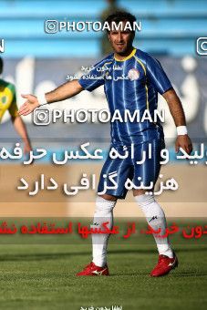 1191877, Tehran, [*parameter:4*], لیگ برتر فوتبال ایران، Persian Gulf Cup، Week 32، Second Leg، Rah Ahan 1 v 0 Naft Tehran on 2011/04/29 at Ekbatan Stadium
