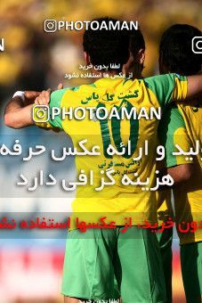 1191904, Tehran, [*parameter:4*], لیگ برتر فوتبال ایران، Persian Gulf Cup، Week 32، Second Leg، Rah Ahan 1 v 0 Naft Tehran on 2011/04/29 at Ekbatan Stadium