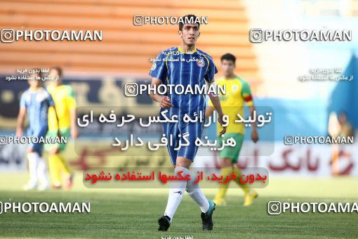 1191847, Tehran, [*parameter:4*], لیگ برتر فوتبال ایران، Persian Gulf Cup، Week 32، Second Leg، Rah Ahan 1 v 0 Naft Tehran on 2011/04/29 at Ekbatan Stadium