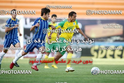 1191811, Tehran, [*parameter:4*], لیگ برتر فوتبال ایران، Persian Gulf Cup، Week 32، Second Leg، Rah Ahan 1 v 0 Naft Tehran on 2011/04/29 at Ekbatan Stadium
