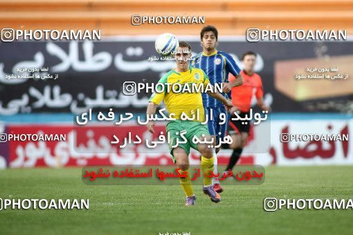 1191844, Tehran, [*parameter:4*], لیگ برتر فوتبال ایران، Persian Gulf Cup، Week 32، Second Leg، Rah Ahan 1 v 0 Naft Tehran on 2011/04/29 at Ekbatan Stadium