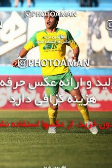 1191942, Tehran, [*parameter:4*], لیگ برتر فوتبال ایران، Persian Gulf Cup، Week 32، Second Leg، Rah Ahan 1 v 0 Naft Tehran on 2011/04/29 at Ekbatan Stadium