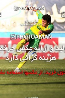 1191812, Tehran, [*parameter:4*], لیگ برتر فوتبال ایران، Persian Gulf Cup، Week 32، Second Leg، Rah Ahan 1 v 0 Naft Tehran on 2011/04/29 at Ekbatan Stadium