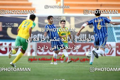 1191825, Tehran, [*parameter:4*], لیگ برتر فوتبال ایران، Persian Gulf Cup، Week 32، Second Leg، Rah Ahan 1 v 0 Naft Tehran on 2011/04/29 at Ekbatan Stadium
