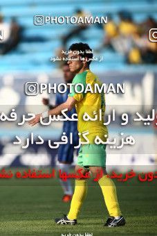 1191805, Tehran, [*parameter:4*], لیگ برتر فوتبال ایران، Persian Gulf Cup، Week 32، Second Leg، Rah Ahan 1 v 0 Naft Tehran on 2011/04/29 at Ekbatan Stadium