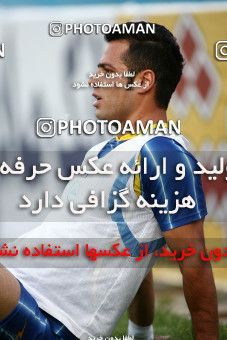 1191936, Tehran, [*parameter:4*], لیگ برتر فوتبال ایران، Persian Gulf Cup، Week 32، Second Leg، Rah Ahan 1 v 0 Naft Tehran on 2011/04/29 at Ekbatan Stadium
