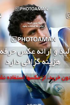 1191874, Tehran, [*parameter:4*], لیگ برتر فوتبال ایران، Persian Gulf Cup، Week 32، Second Leg، Rah Ahan 1 v 0 Naft Tehran on 2011/04/29 at Ekbatan Stadium