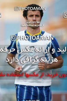 1191910, Tehran, [*parameter:4*], لیگ برتر فوتبال ایران، Persian Gulf Cup، Week 32، Second Leg، Rah Ahan 1 v 0 Naft Tehran on 2011/04/29 at Ekbatan Stadium