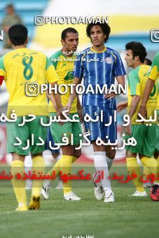 1191845, Tehran, [*parameter:4*], لیگ برتر فوتبال ایران، Persian Gulf Cup، Week 32، Second Leg، Rah Ahan 1 v 0 Naft Tehran on 2011/04/29 at Ekbatan Stadium