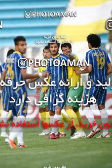 1191828, Tehran, [*parameter:4*], لیگ برتر فوتبال ایران، Persian Gulf Cup، Week 32، Second Leg، Rah Ahan 1 v 0 Naft Tehran on 2011/04/29 at Ekbatan Stadium