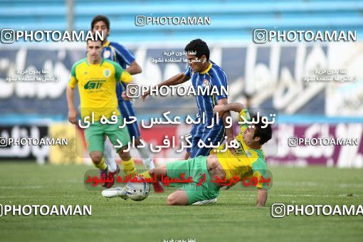 1191951, Tehran, [*parameter:4*], لیگ برتر فوتبال ایران، Persian Gulf Cup، Week 32، Second Leg، Rah Ahan 1 v 0 Naft Tehran on 2011/04/29 at Ekbatan Stadium