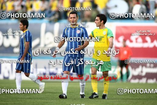 1191867, Tehran, [*parameter:4*], لیگ برتر فوتبال ایران، Persian Gulf Cup، Week 32، Second Leg، Rah Ahan 1 v 0 Naft Tehran on 2011/04/29 at Ekbatan Stadium