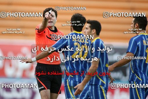 1191846, Tehran, [*parameter:4*], لیگ برتر فوتبال ایران، Persian Gulf Cup، Week 32، Second Leg، Rah Ahan 1 v 0 Naft Tehran on 2011/04/29 at Ekbatan Stadium