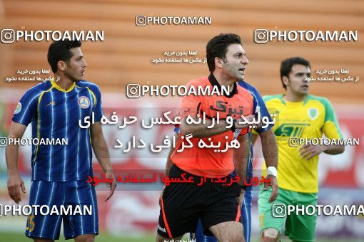 1191788, Tehran, [*parameter:4*], لیگ برتر فوتبال ایران، Persian Gulf Cup، Week 32، Second Leg، Rah Ahan 1 v 0 Naft Tehran on 2011/04/29 at Ekbatan Stadium