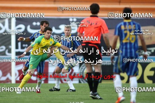 1191802, Tehran, [*parameter:4*], لیگ برتر فوتبال ایران، Persian Gulf Cup، Week 32، Second Leg، Rah Ahan 1 v 0 Naft Tehran on 2011/04/29 at Ekbatan Stadium