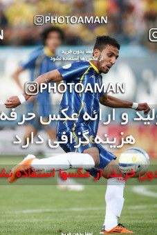 1191870, Tehran, [*parameter:4*], لیگ برتر فوتبال ایران، Persian Gulf Cup، Week 32، Second Leg، Rah Ahan 1 v 0 Naft Tehran on 2011/04/29 at Ekbatan Stadium
