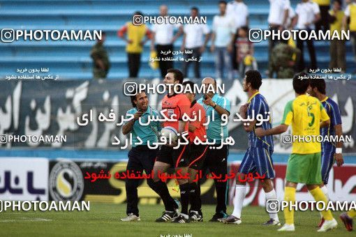 1191776, Tehran, [*parameter:4*], لیگ برتر فوتبال ایران، Persian Gulf Cup، Week 32، Second Leg، Rah Ahan 1 v 0 Naft Tehran on 2011/04/29 at Ekbatan Stadium
