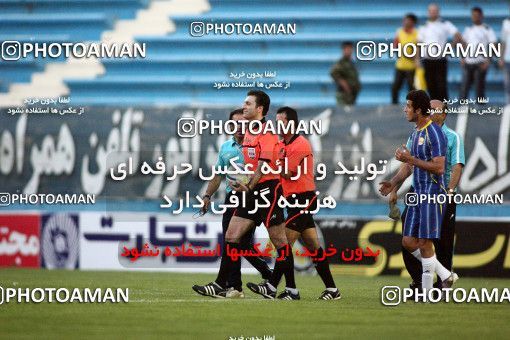 1191909, Tehran, [*parameter:4*], لیگ برتر فوتبال ایران، Persian Gulf Cup، Week 32، Second Leg، Rah Ahan 1 v 0 Naft Tehran on 2011/04/29 at Ekbatan Stadium